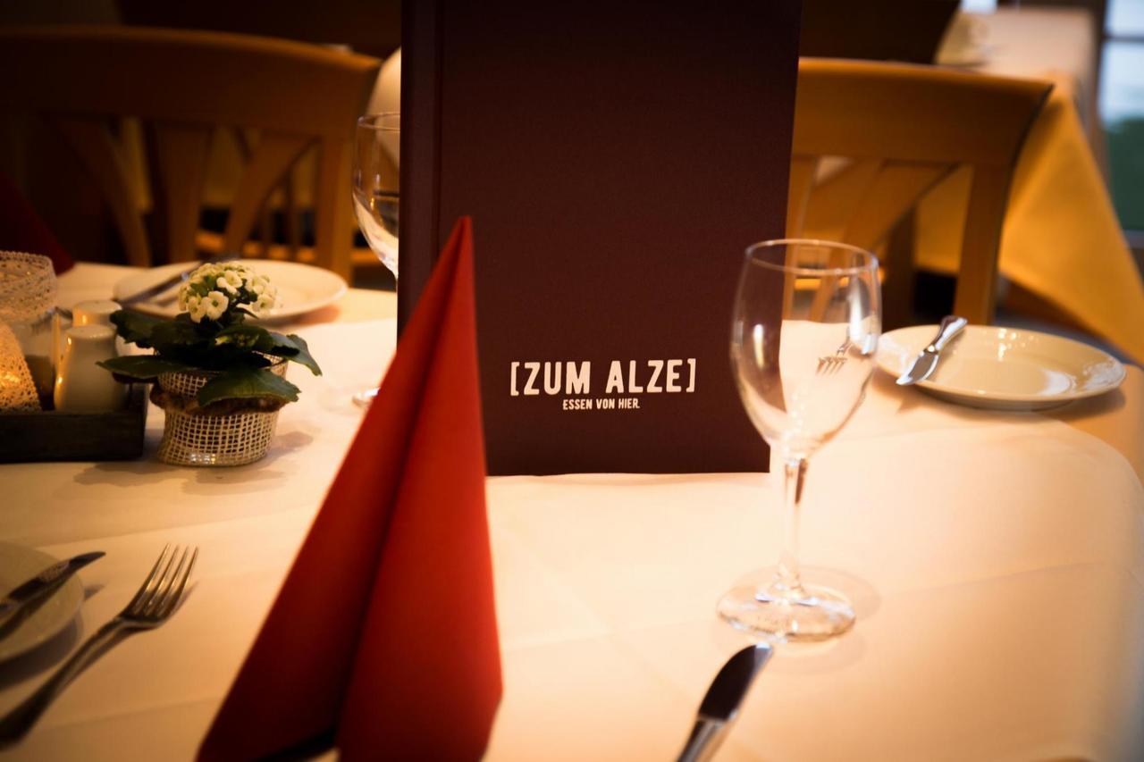 Hotel Alznauer Hof Gomaringen Екстер'єр фото